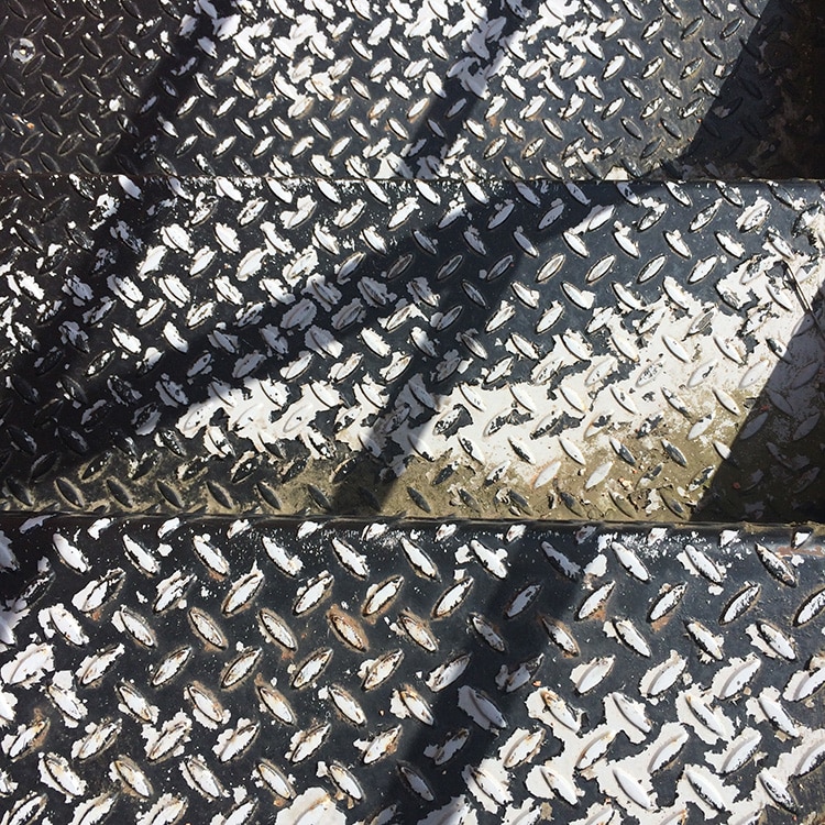 FRIDAY FLOORING FAVOURITES | SHADOWS